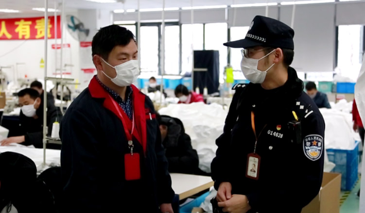 滬警方主動對接我司，保障誠格一次性防護服安全生產(chǎn)